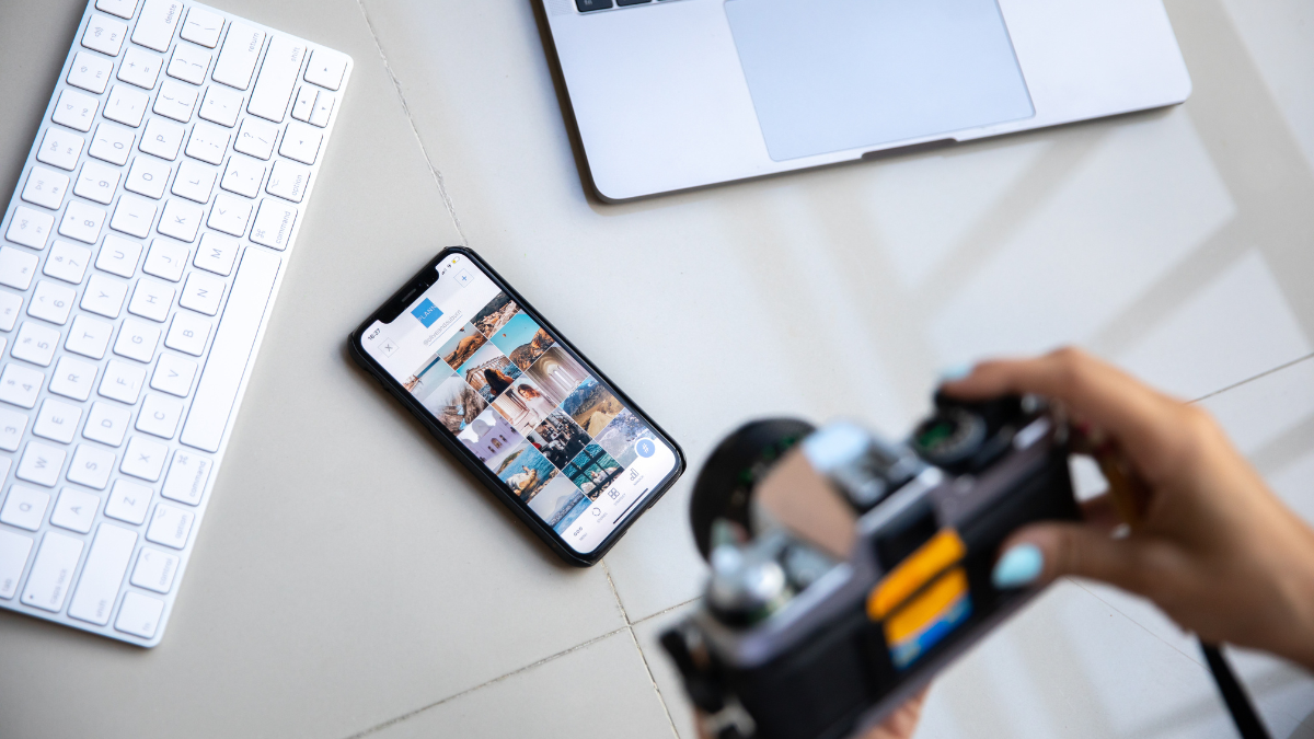 Calm, minimalist office scene